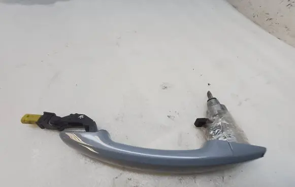 Audi A1 Front door exterior handle 8V0837205A