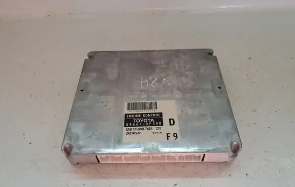 Toyota Corolla Verso AR10 Engine control unit/module MB1758007615 896610F090