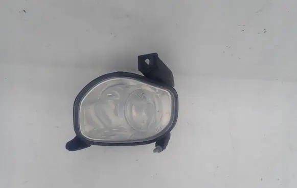 Toyota Avensis T250 Front fog light