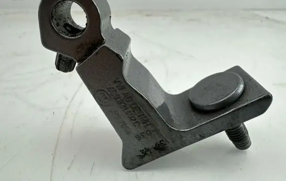 Audi A6 C7 Rear door upper hinge 4G0831402C