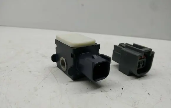 Hyundai Santa Fe Airbag deployment crash/impact sensor 9592028000 21060110 SA320080000