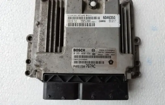 Jeep Grand Cherokee Engine control unit/module 05150767AC