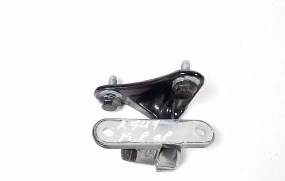 Mercedes-Benz CL C216 Front door lower hinge A2167200337