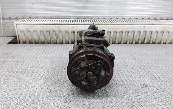 Ford Focus C-MAX Air conditioning (A/C) compressor (pump) 3M5H19D629GC 1939811324