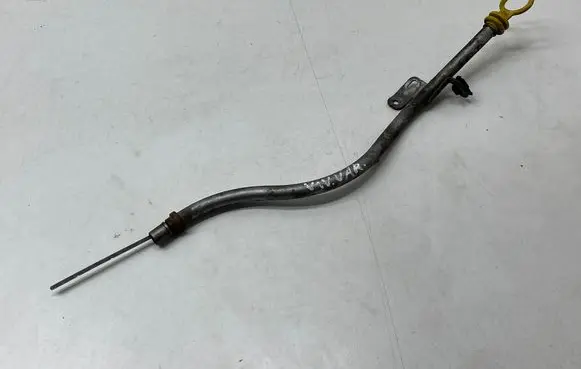 Opel Vivaro Oil level dip stick
