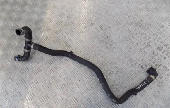 Renault Captur II Engine coolant pipe/hose