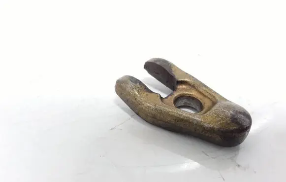 Renault Scenic I Fuel Injector clamp holder