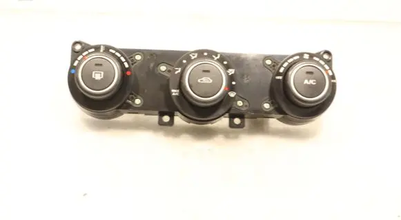 KIA Ceed Interior fan control switch 