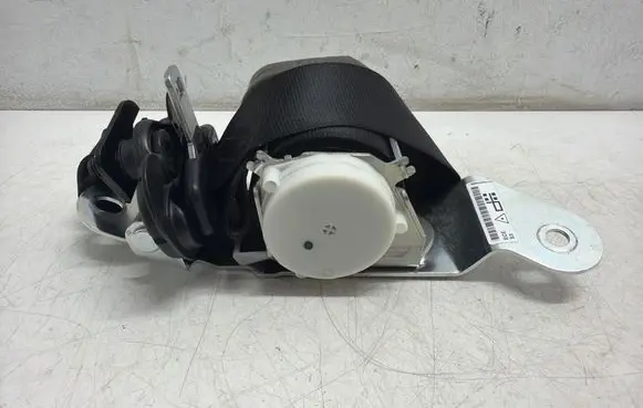 BMW 2 F45 Rear seatbelt 33005876