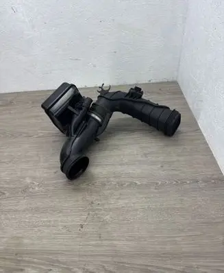 BMW 5 F10 F11 Turbo air intake inlet pipe/hose 8512249 8508047