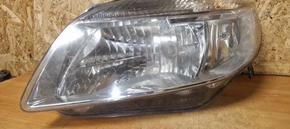 Skoda Fabia Mk2 (5J) Headlight/headlamp 20B502B 5J1941018A