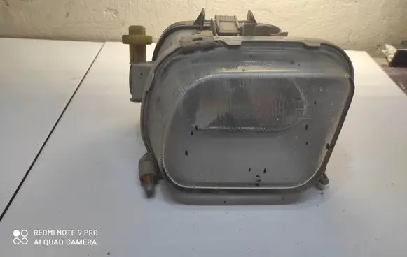 Mercedes-Benz E W211 Front fog light 1305219031 0305050001
