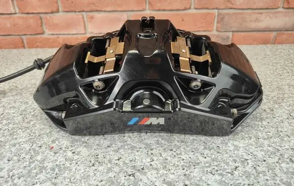 BMW XM Brake discs and calipers set 8846945
