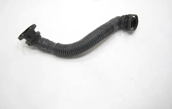 Volkswagen PASSAT B7 Breather hose/pipe 03L103493AE