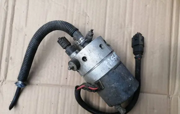 Volkswagen PASSAT B5.5 Brake power pressure regulator 8E0614175D