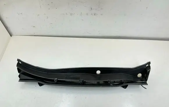Subaru Forester SK Wiper trim 91411SJ161