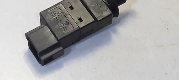 Mercedes-Benz A W168 Brake pedal sensor switch 0015452009