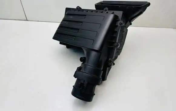 Volkswagen Golf VII Air filter box 5Q0129607AA 5Q0129601AC 03L906461A