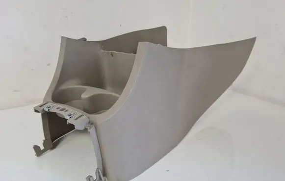 Cup holder front