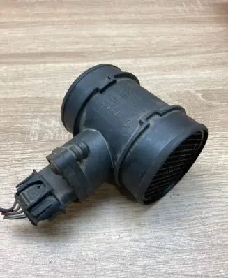 Chrysler Grand Voyager IV Mass air flow meter 05293155AB 0281002451