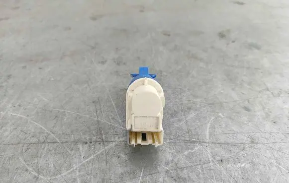 Tesla Model S Brake pedal sensor switch 7E5T96854AA