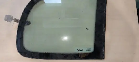 Renault Espace III Rear side window AS2