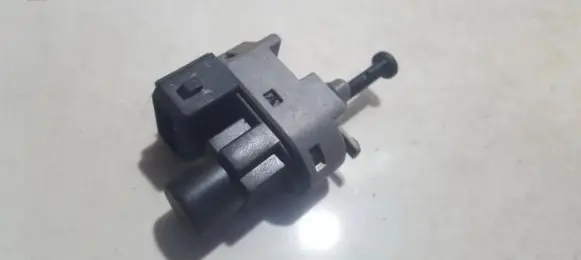 Ford Focus Brake pedal sensor switch 93BB13480AF 93BB-13480-AF