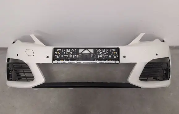 Peugeot 308 Front bumper 38299433