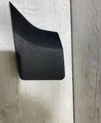 Mercedes-Benz CLS C218 X218 Front door seat control surround trim A2129181130