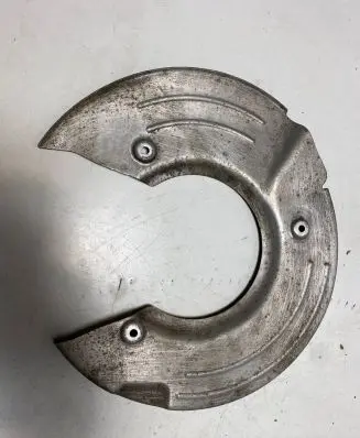 Land Rover Range Rover Evoque L551 Rear brake disc plate dust cover FK722C028AD LR061392 T2H6802