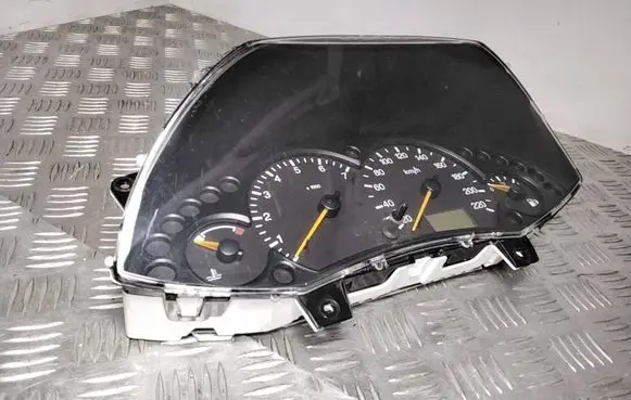 Ford Focus Speedometer (instrument cluster) 98AP10841BC 44ZU115