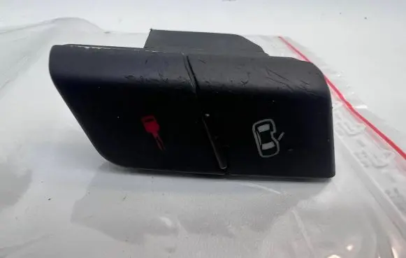 Audi A4 S4 B7 8E 8H Central locking switch button 8L1962107