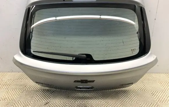 Chevrolet Cruze II Tailgate/trunk/boot lid