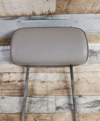 Chrysler Pacifica Rear seat headrest 