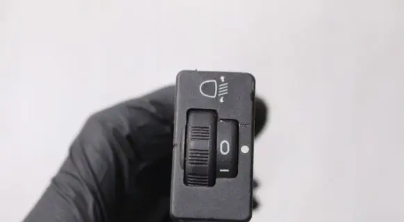 Citroen C1 Headlight level height control switch