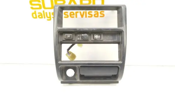 Subaru Forester SF Radio/GPS head unit trim 