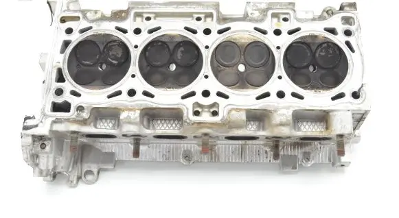 Mitsubishi Outlander Engine head 1005C230 1005C573