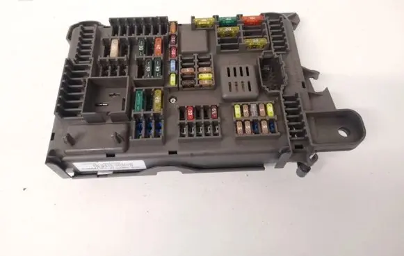 BMW X5 E70 Fuse box set B010105300 61964681