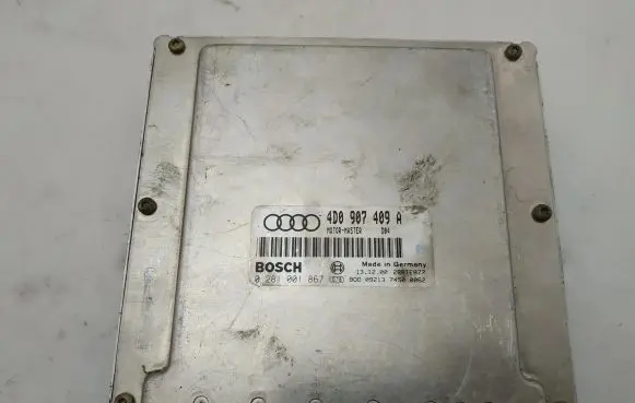Audi A8 S8 D2 4D Engine control unit/module 4D0907409A 0281001867