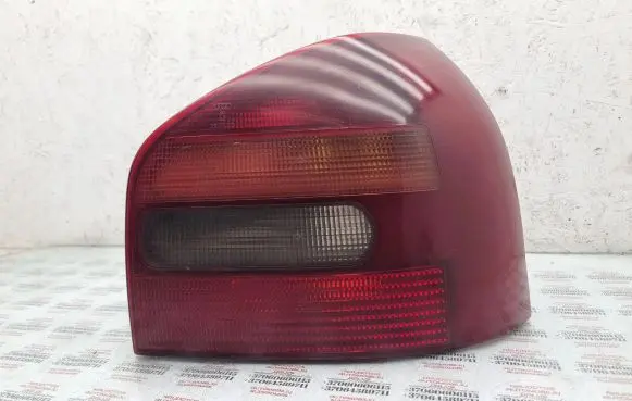 Audi A3 S3 8L Rear/tail lights 8L0945096