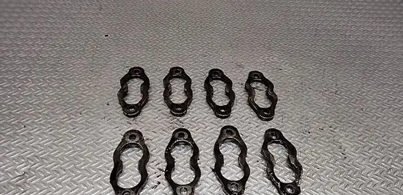 Audi A8 S8 D3 4E Fuel Injector clamp holder 