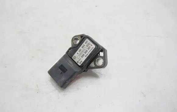 Volkswagen Golf VI Air pressure sensor 038906051C 100309T0051A 0281002401