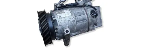 Renault Clio IV Air conditioning (A/C) compressor (pump) 926004990R
