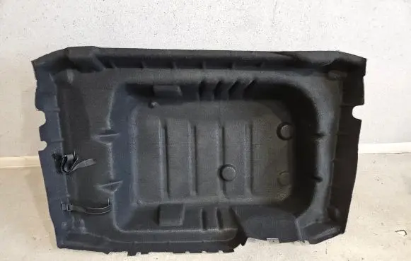 Trunk/boot floor carpet liner
