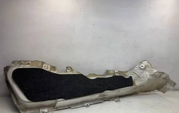 Land Rover Discovery 5 Exhaust heat shield GPLA114A57AD