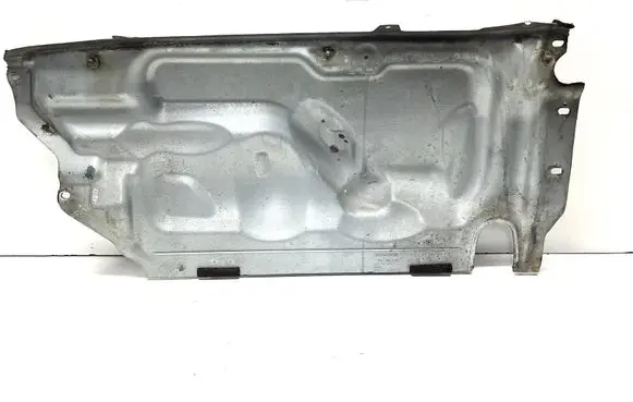 Volvo V60 Heat shield in engine bay 31299866 9N10B738