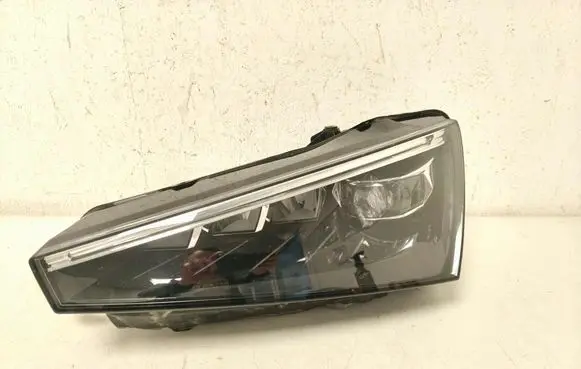 Skoda Scala Headlight/headlamp 657941015A