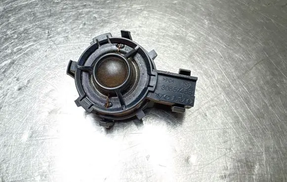 Volvo XC60 High frequency speaker in the rear doors 30657453
