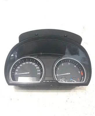 BMW X3 E83 Speedometer (instrument cluster) 102463122 3451582