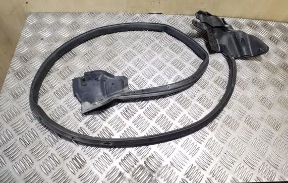 Tesla Model S Rubber seal front door (on door) TMSDV02R1